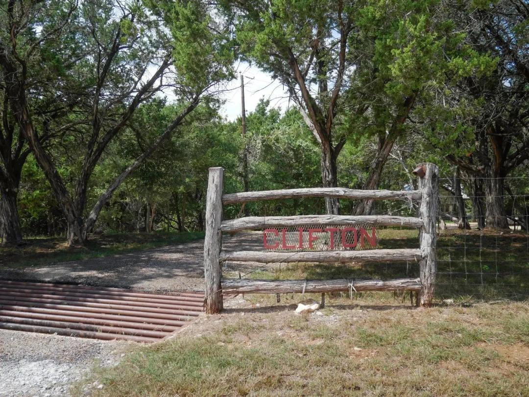 Bosque River Place