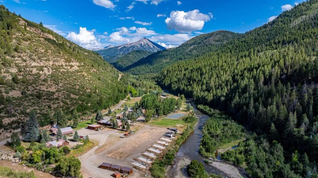 Kebler Corner - Mountain Guest Ranch, RV Park, Luxury Home
