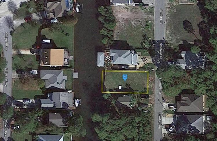 0.13 Acres at 1641 Stanford Rd