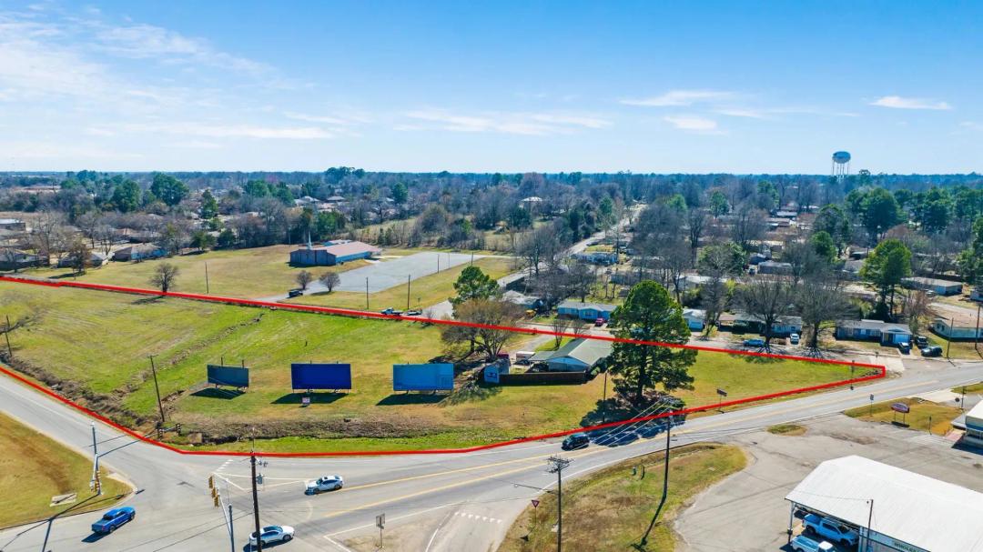 Commercial Property Lot for Franchise