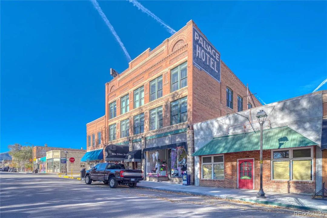 204 N F Street Unit #D1/301, Salida