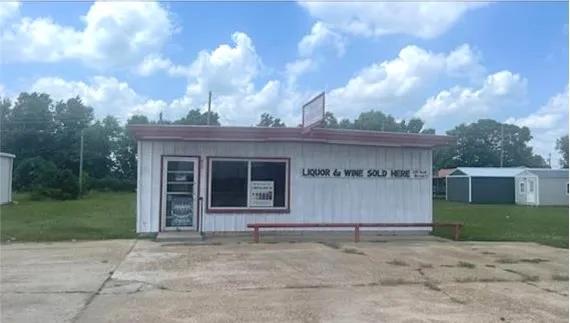 Commercial Property in Coahoma County at 835 South State Street in Clarksdale, MS