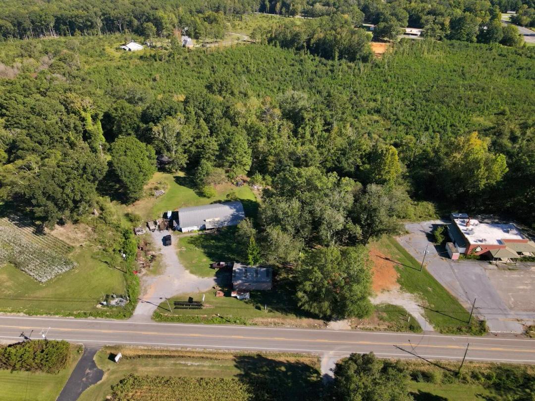 2.77 Acres at 39696 HWY 25