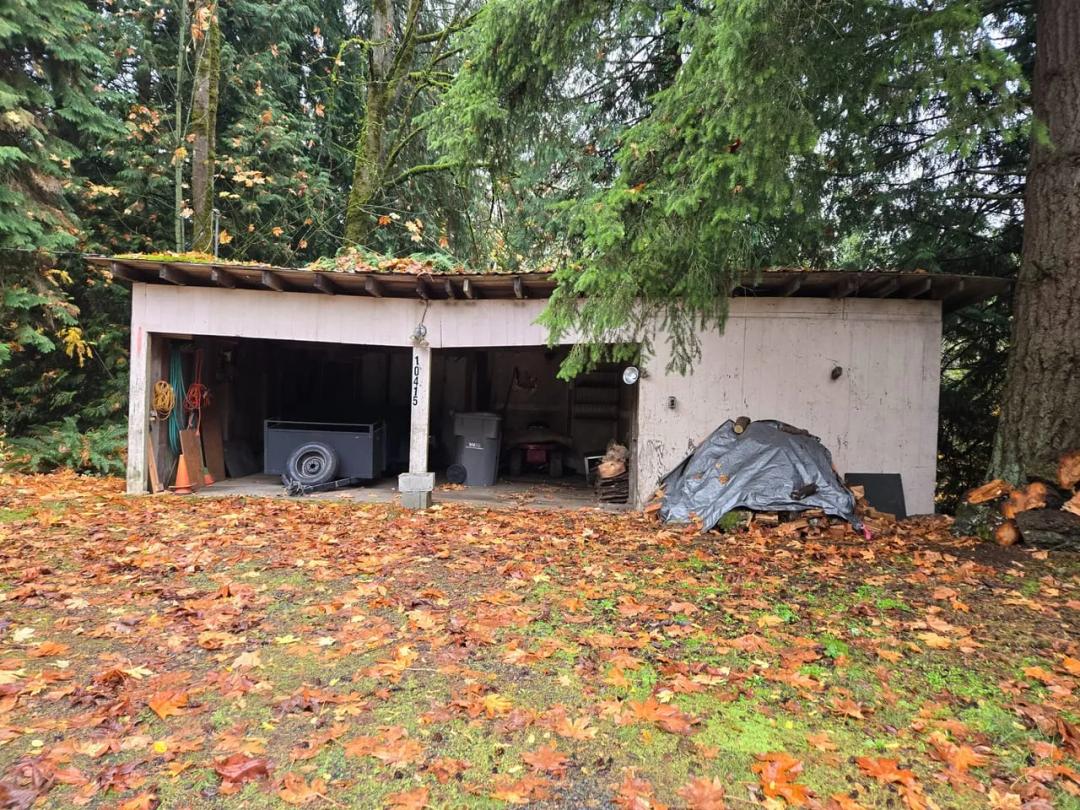 Kirkland-Home on 1.07 acre
