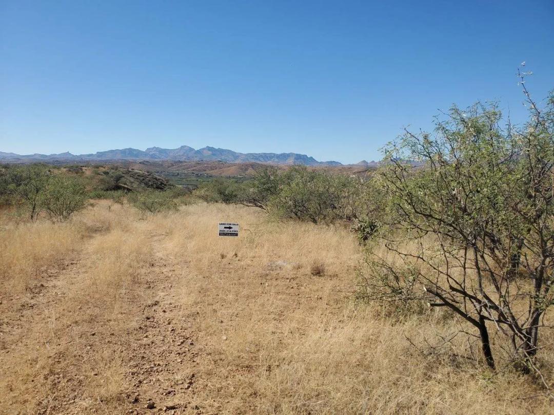 Nice 0.69 acre parcel with water and power nearby