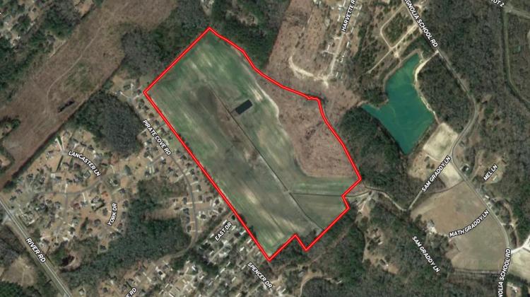 77-Acre Tract Near Washington, NC: Ideal for Development or Sand Mining