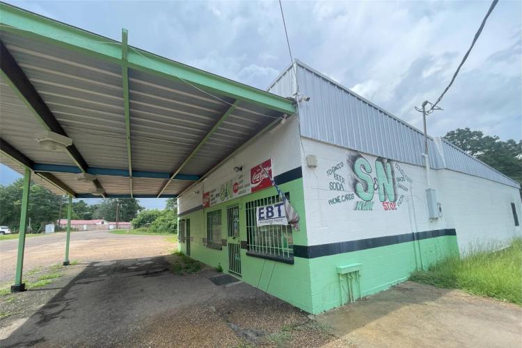 Commercial Property in Copiah County at 2001 Monticello Street in Hazlehurst, MS
