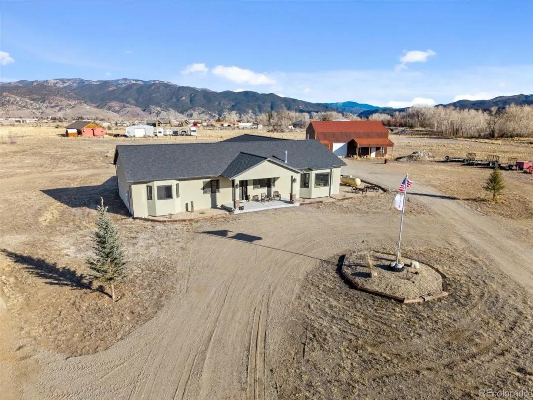 7476 County Rd 145, Salida