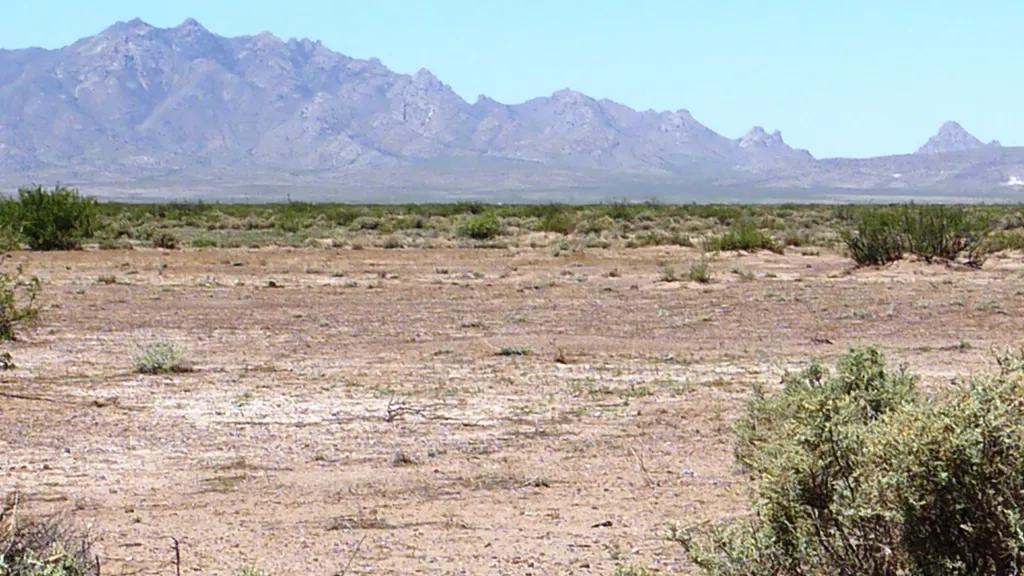 Corner Lot Mobiles Modulars Site-builds allowed - Sunny Southern New Mexico