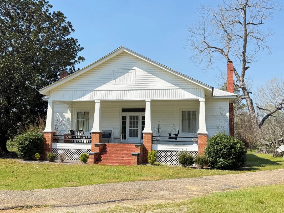Historic home in Pine Hill with 5 acres