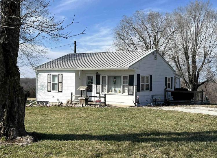 2 Bedrooms1 Bathroom on 9.00 Acres at 39590 W 112th St
