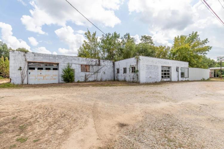 Two Commercial Buildings For Sale in Poplar Bluff, Missouri, Butler County