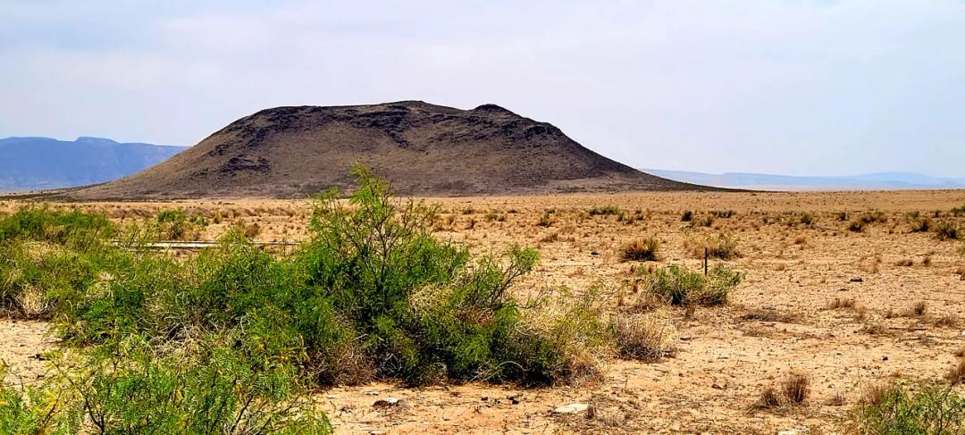 Black Butte Views 1 acre. South of Hwy 60 and East of Belen with No Restrictions
