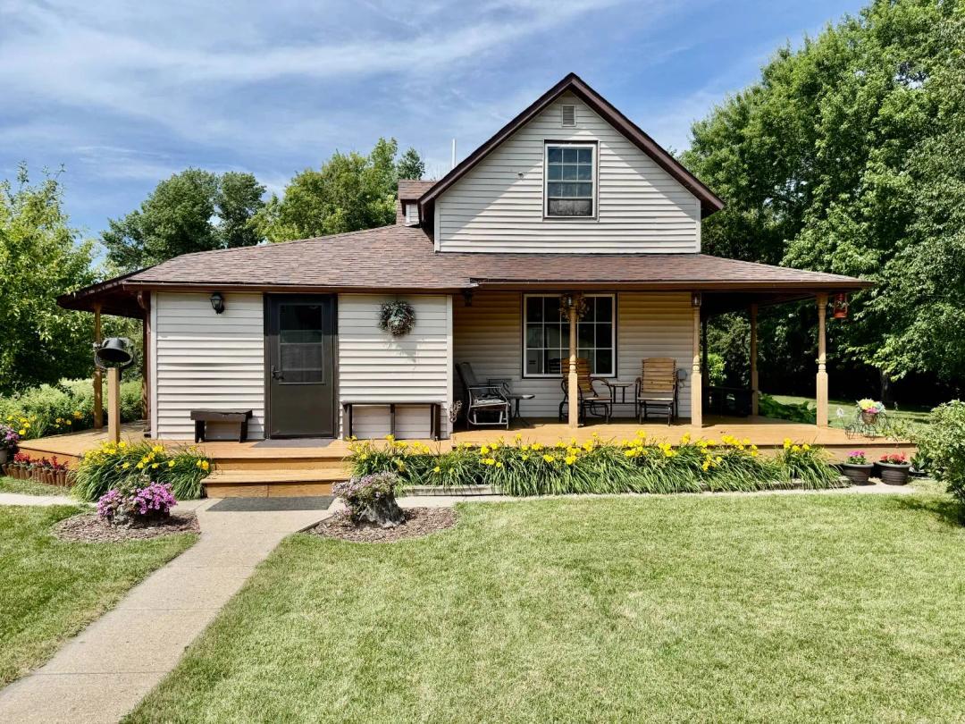 2 Bedrooms1.5 Bathroom on 7.20 Acres at 8838 HWY 2 E