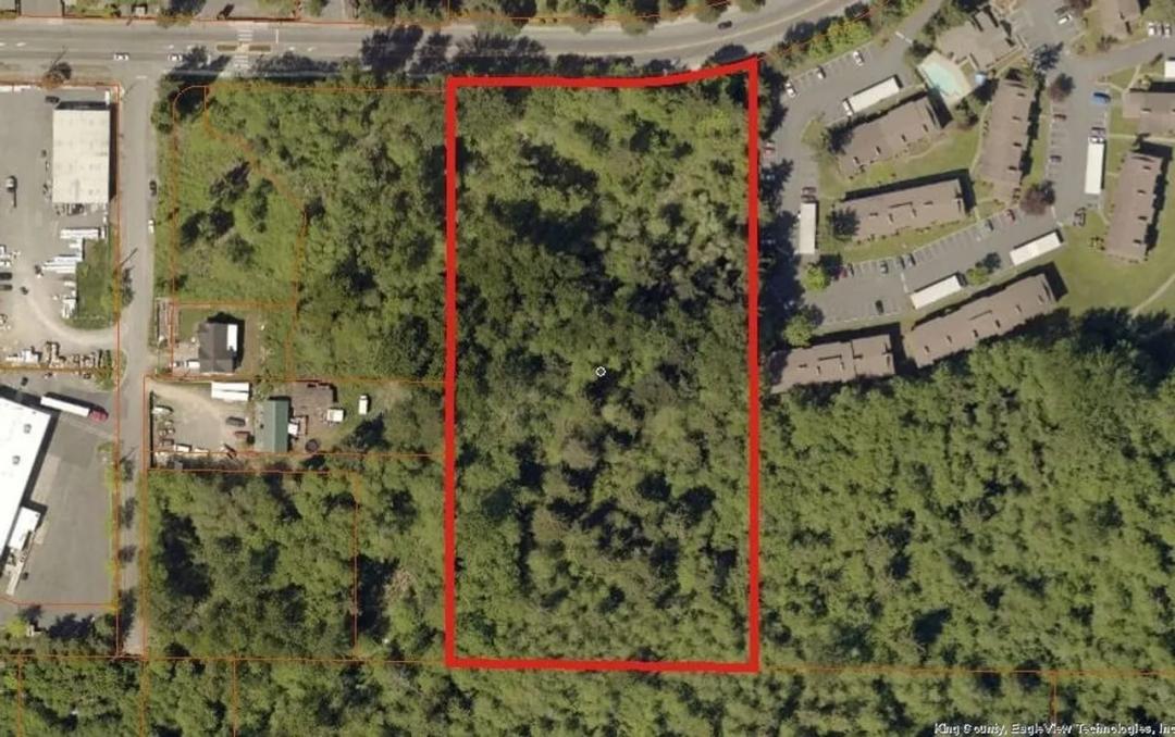 Kent - 4.78 Acres