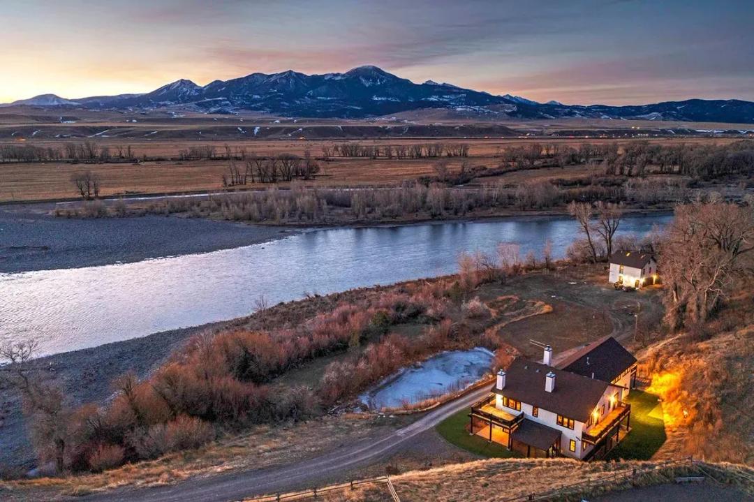 Yellowstone River Equestrian Estate