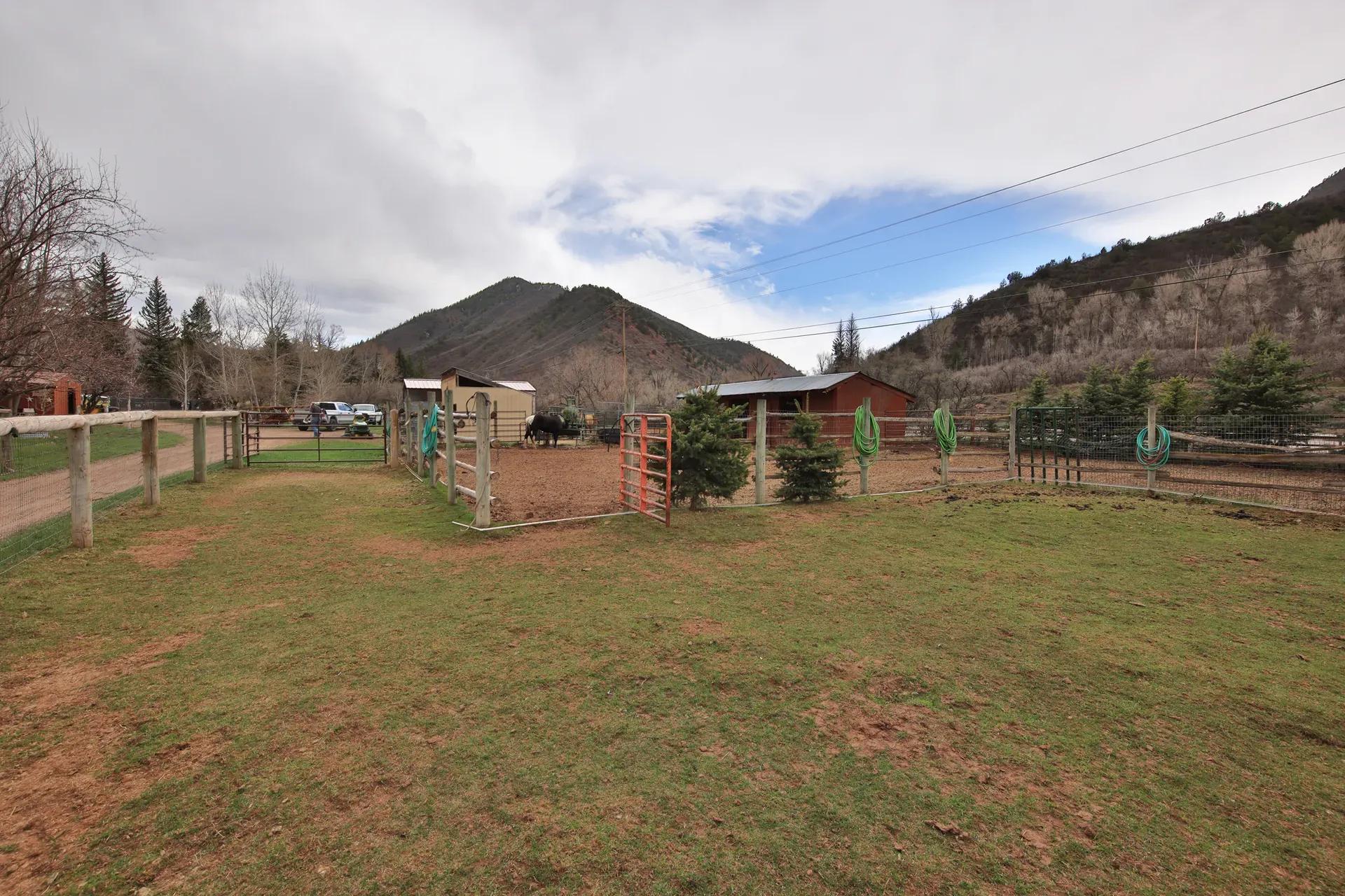 img_Riverfront-Acreage-in-Pitkin-County-Colorado-For-Sale-10