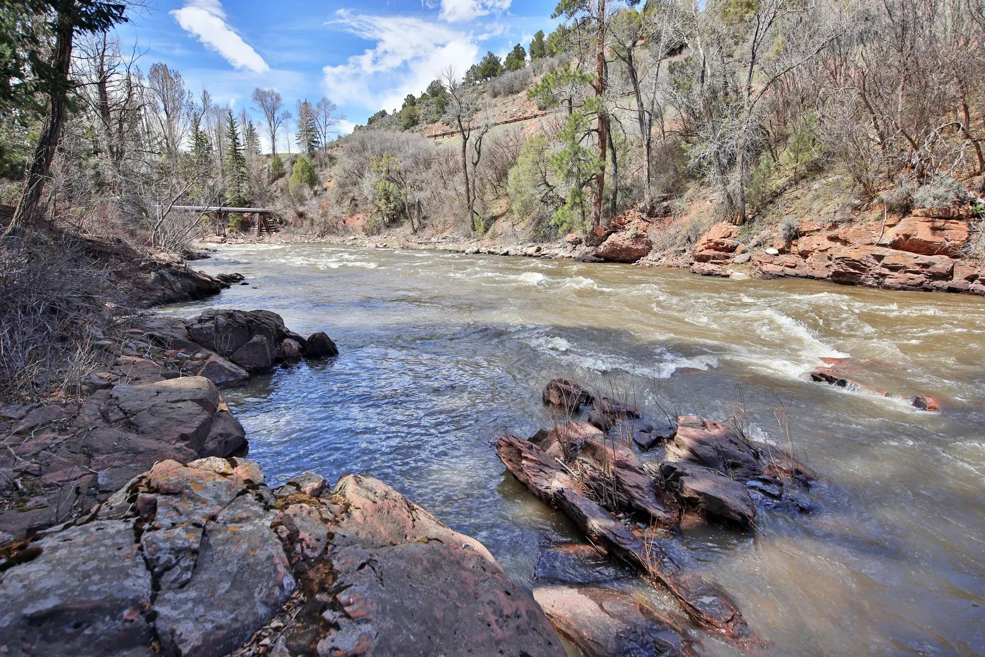 img_Riverfront-Acreage-in-Pitkin-County-Colorado-For-Sale-3