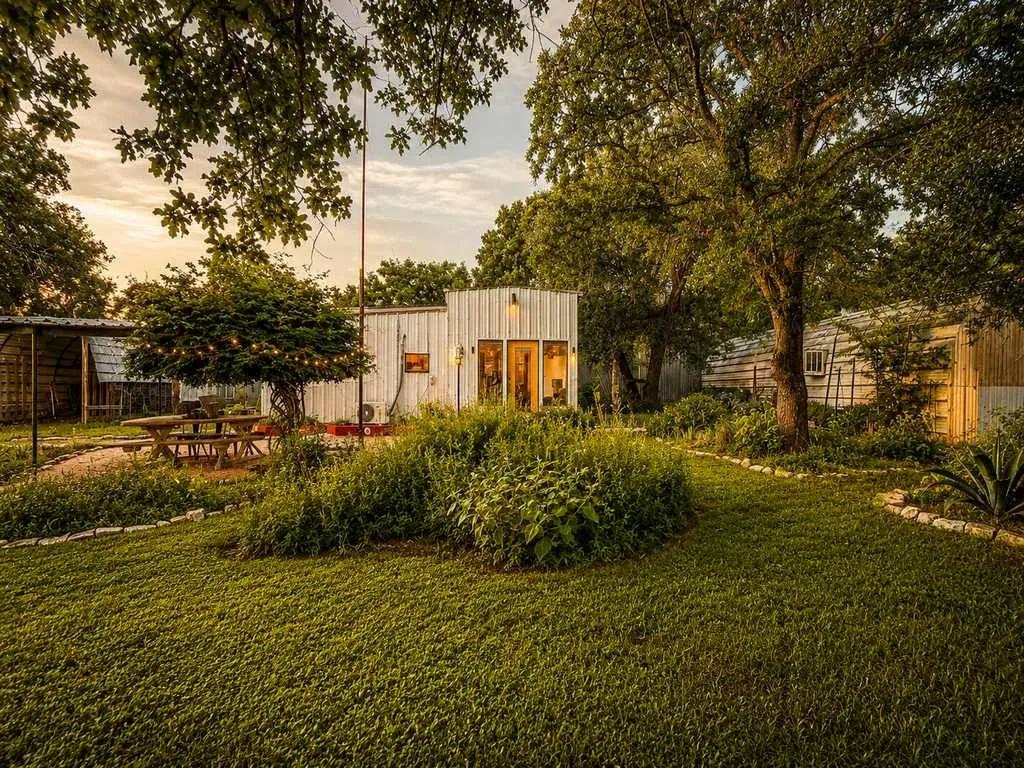 Lake LBJ Barndominium for Sale in Granite Shoals, Texas