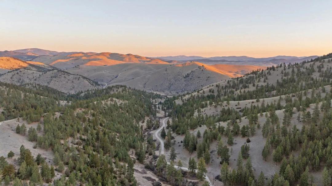 Elk Ridge Hunting Retreat