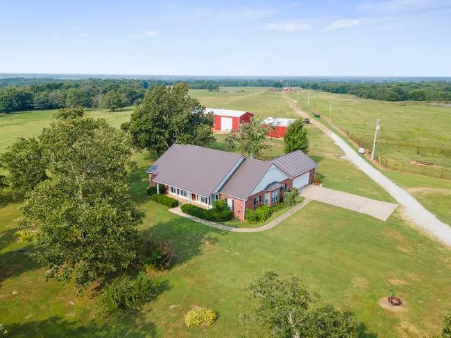 240 +/- Acre Working Cattle Ranch in Checotah
