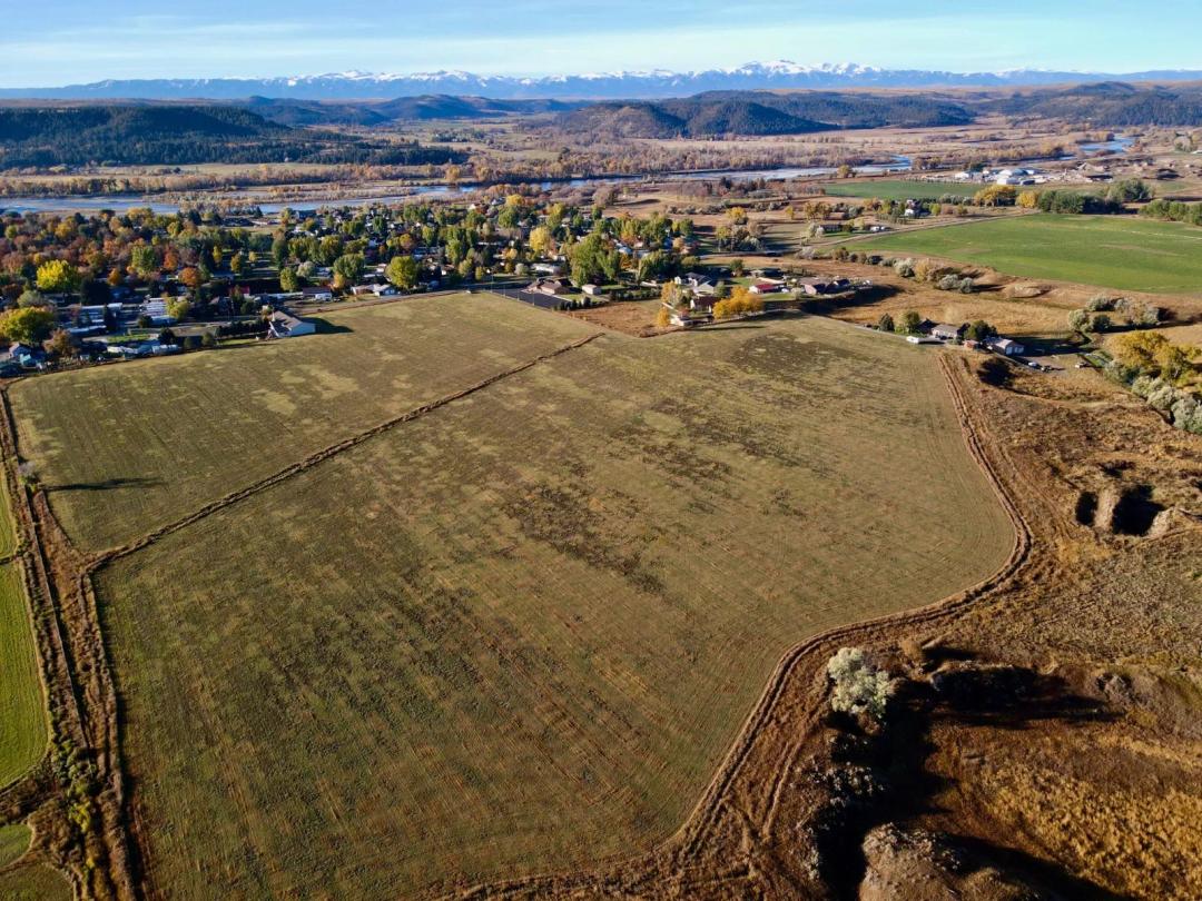 Pioneer Landing Development or Ranchette