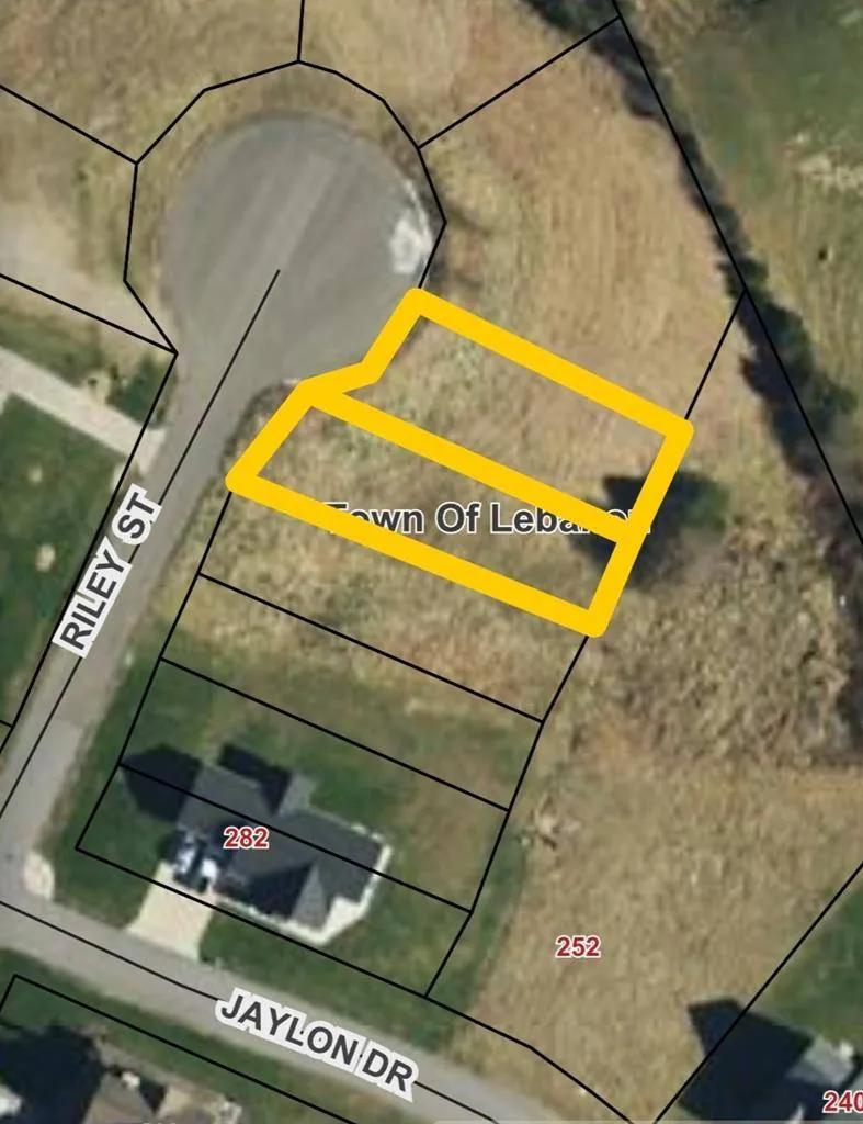 GOOD BUILDING LOT IN COLONY PARK SUBDIVISION
