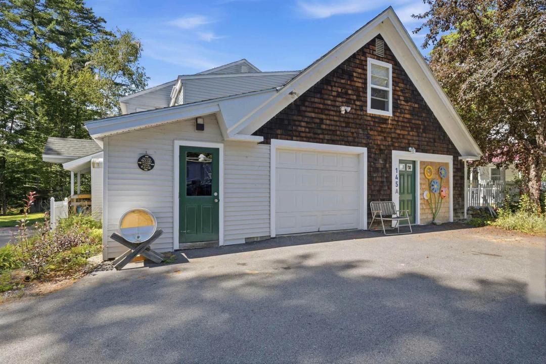 5 Bedrooms4.5 Bathroom on 3.20 Acres at 145 Chocorua Mountain Highway