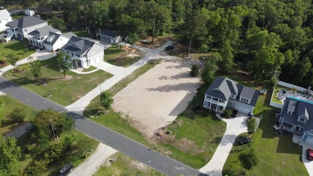 MARKET BASED PRICE IMPROVEMENT!! .38 acre Lot For Sale in Carteret County NC!