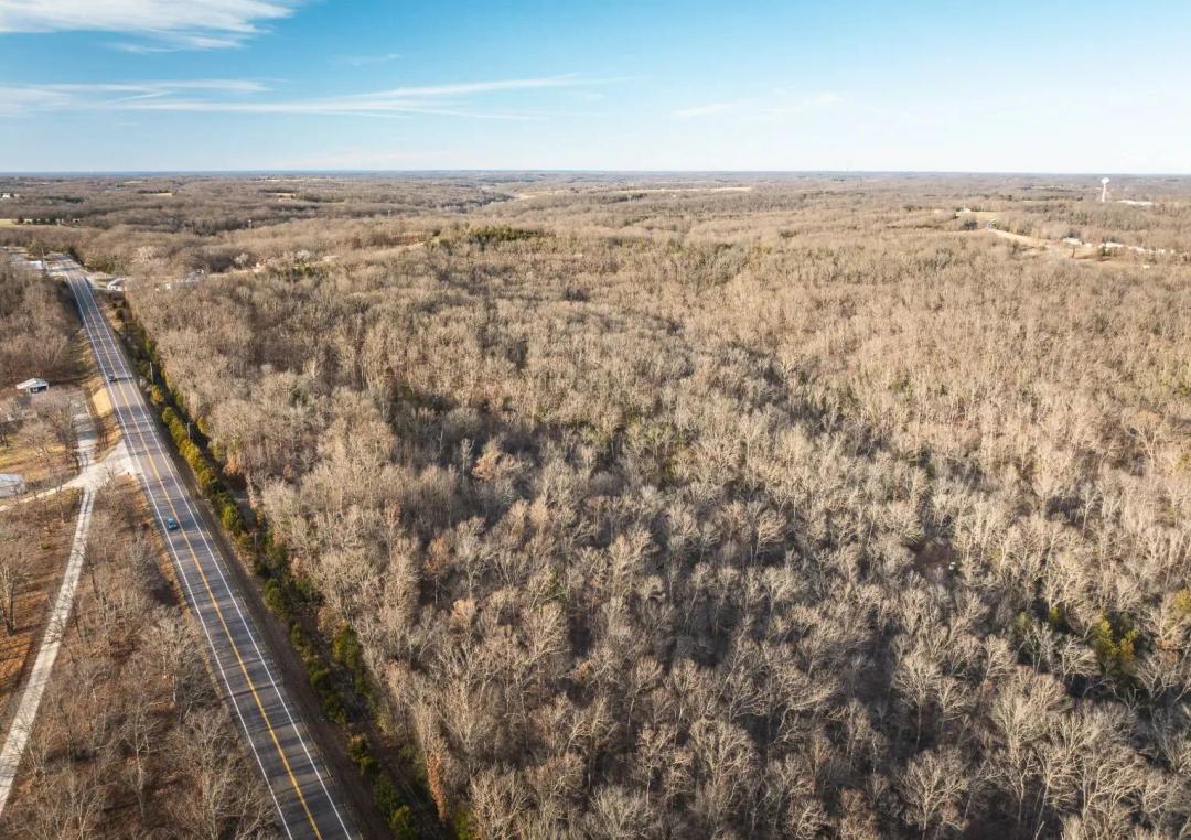 2593 Highway 50, Linn, MO