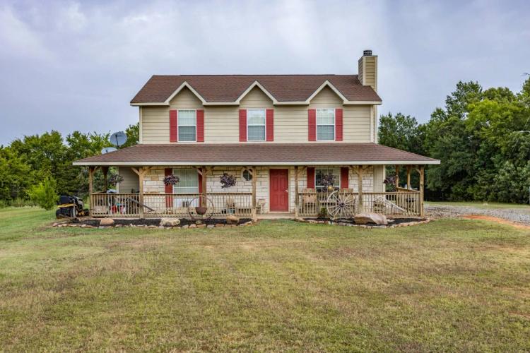 4 Bedrooms2.5 Bathroom on 40.00 Acres at 1311 E. 2090 Road