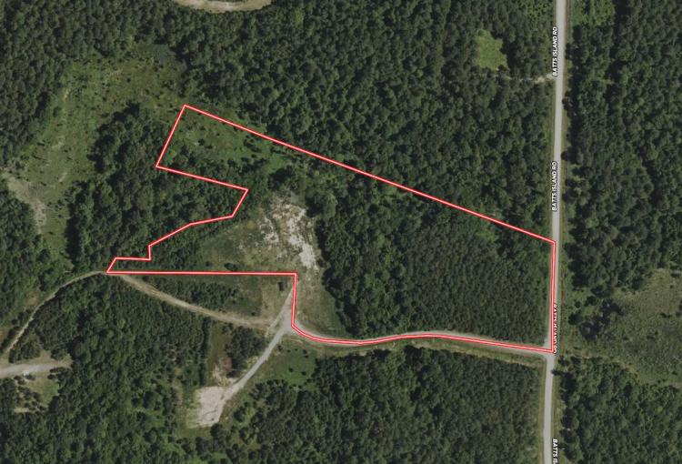 10.74 aces of Residential Land For Sale in Chowan County NC!
