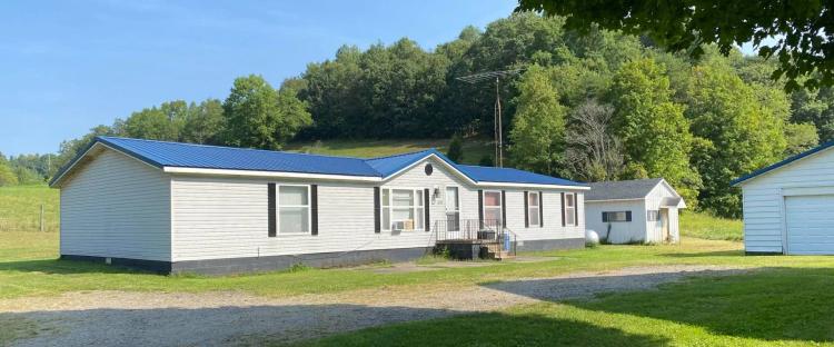 3 Bedrooms2 Bathroom on 13.50 Acres at 8822 State Route 335