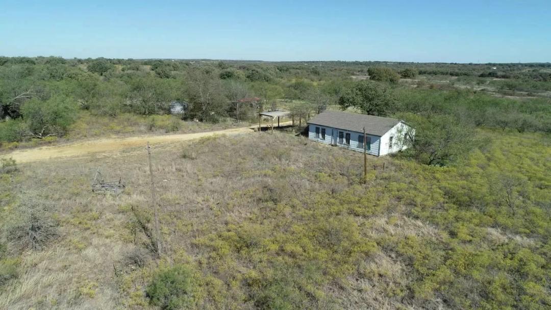 25.34 Acres for Sale in Jack County TX | Well, Electric & Pond