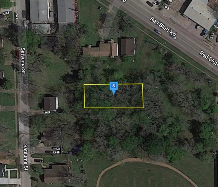 0.23 Acres at 2428 Red Bluff Rd